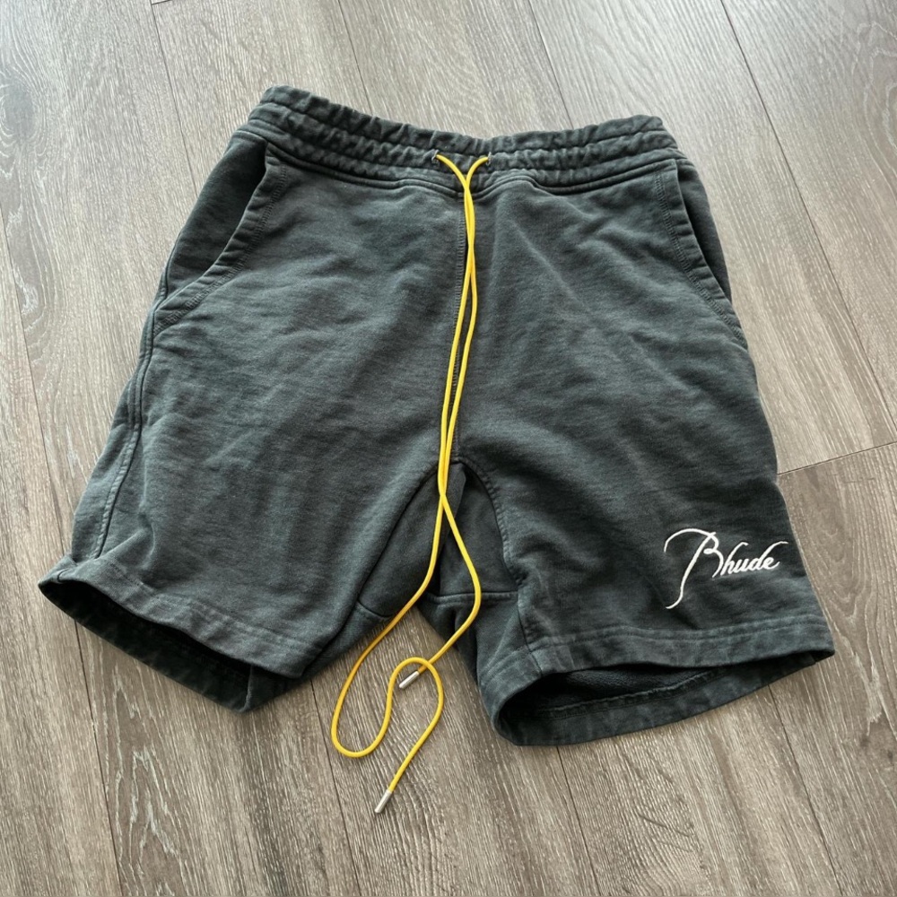 RHUDE SHORTS SIZE SMALL